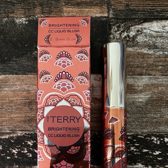 byTerry Brightening CC Liquid Blush in Sunny Glow - Picture 1 of 1